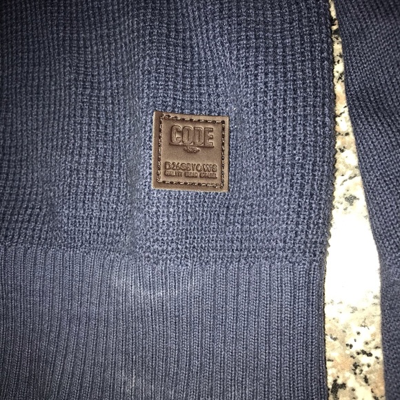 Sweater-Collared Shirt Combo - Picture 4 of 5